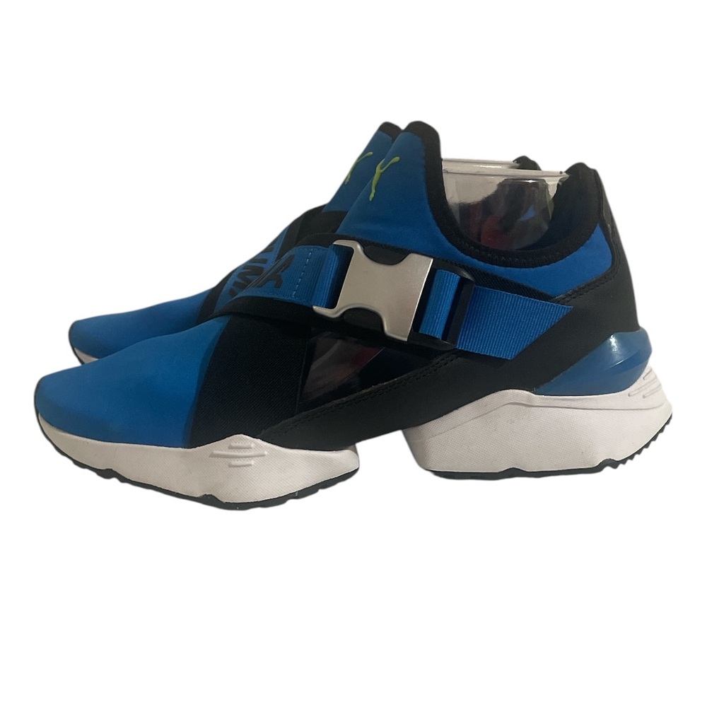 Puma Women's Blue and Black Sneakers 8.5